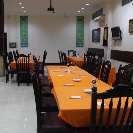 王朝酒店 打拉根 外观 照片